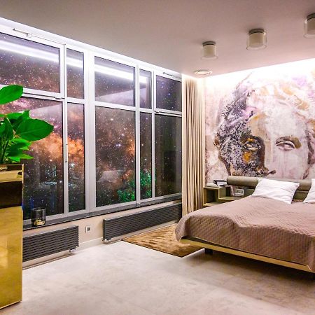 Pietryna Apartments Luxury - Sauna , Jacuzzi , Bezposrednio Przy Ul Piotrkowskiej Łódź Esterno foto
