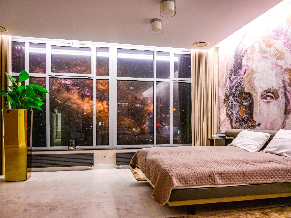 Pietryna Apartments Luxury - Sauna , Jacuzzi , Bezposrednio Przy Ul Piotrkowskiej Łódź Esterno foto