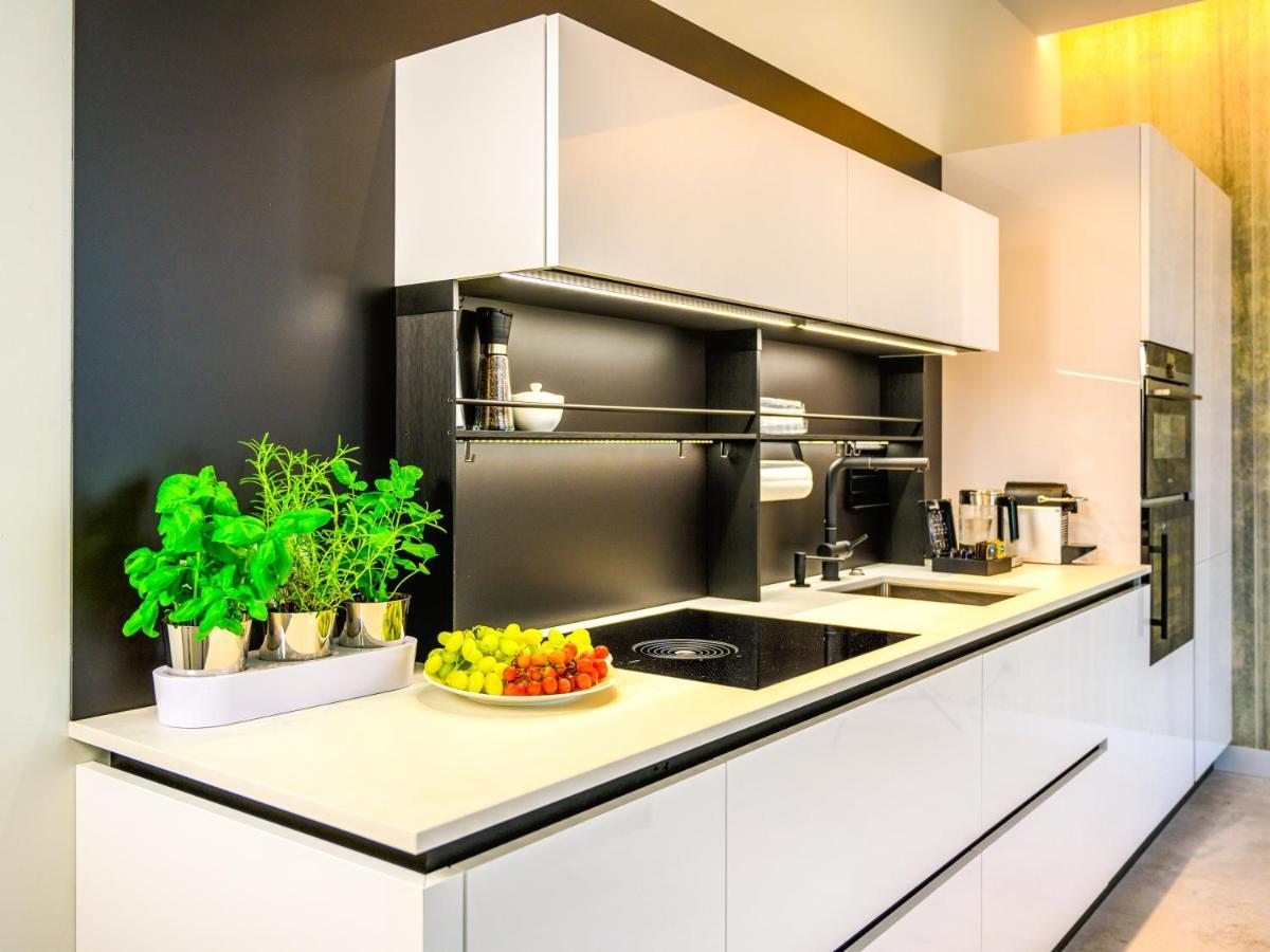 Pietryna Apartments Luxury - Sauna , Jacuzzi , Bezposrednio Przy Ul Piotrkowskiej Łódź Esterno foto
