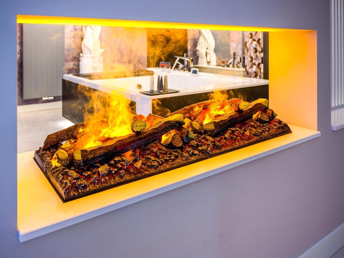Pietryna Apartments Luxury - Sauna , Jacuzzi , Bezposrednio Przy Ul Piotrkowskiej Łódź Esterno foto