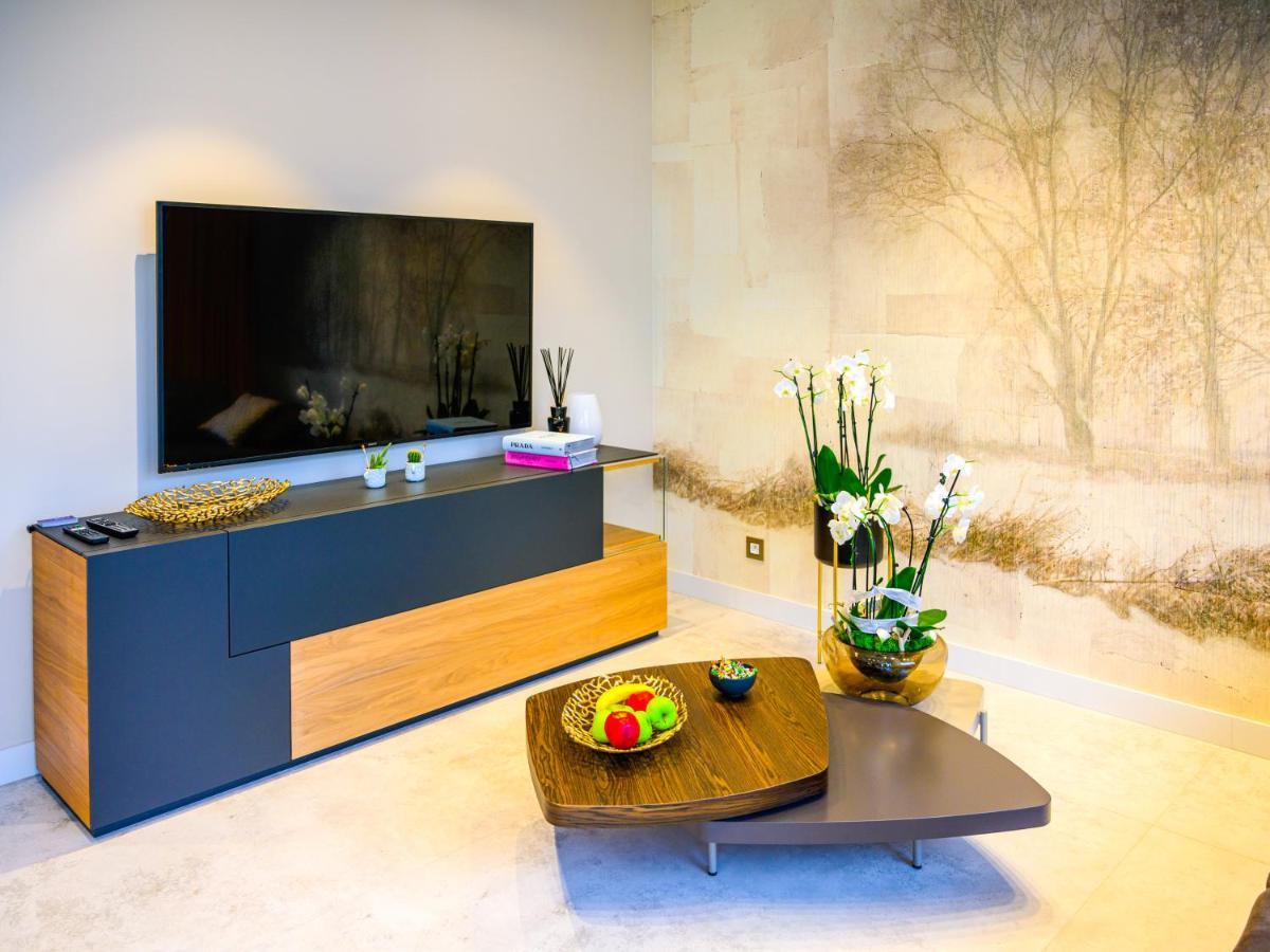 Pietryna Apartments Luxury - Sauna , Jacuzzi , Bezposrednio Przy Ul Piotrkowskiej Łódź Esterno foto