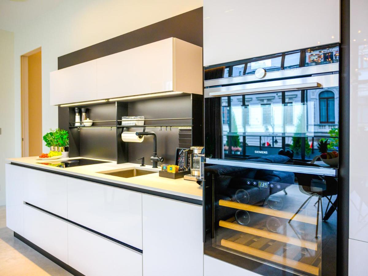 Pietryna Apartments Luxury - Sauna , Jacuzzi , Bezposrednio Przy Ul Piotrkowskiej Łódź Esterno foto